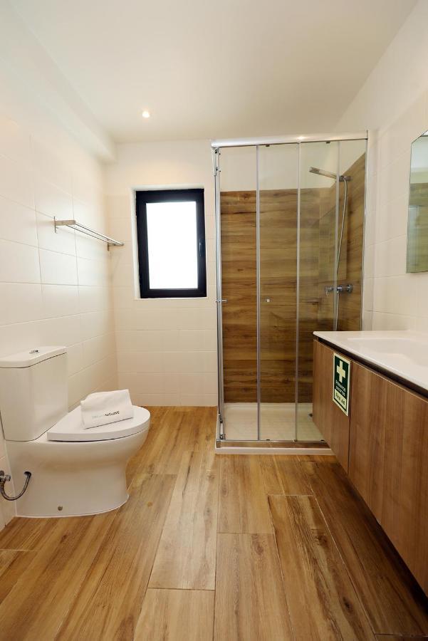 A57 - Lighthouse Apartment In Via Dona Ana ラゴス エクステリア 写真