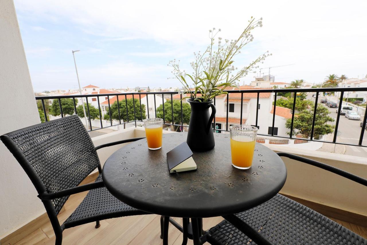 A57 - Lighthouse Apartment In Via Dona Ana ラゴス エクステリア 写真